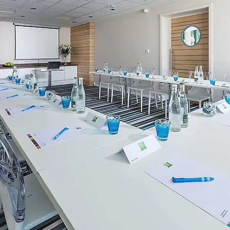 מלון Ibis Styles Avenue Du Rhin 3*